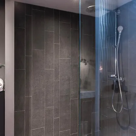 Fast Wifi, Kitchen Access, With Wellness Nearby Guest house 3*